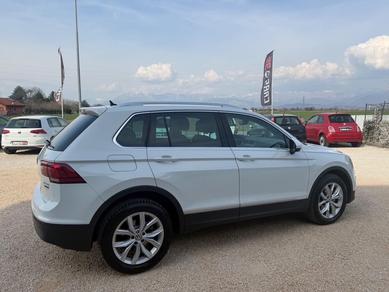Volkswagen Tiguan 2.0 TDI SCR DSG 4MOTION Business BMT
