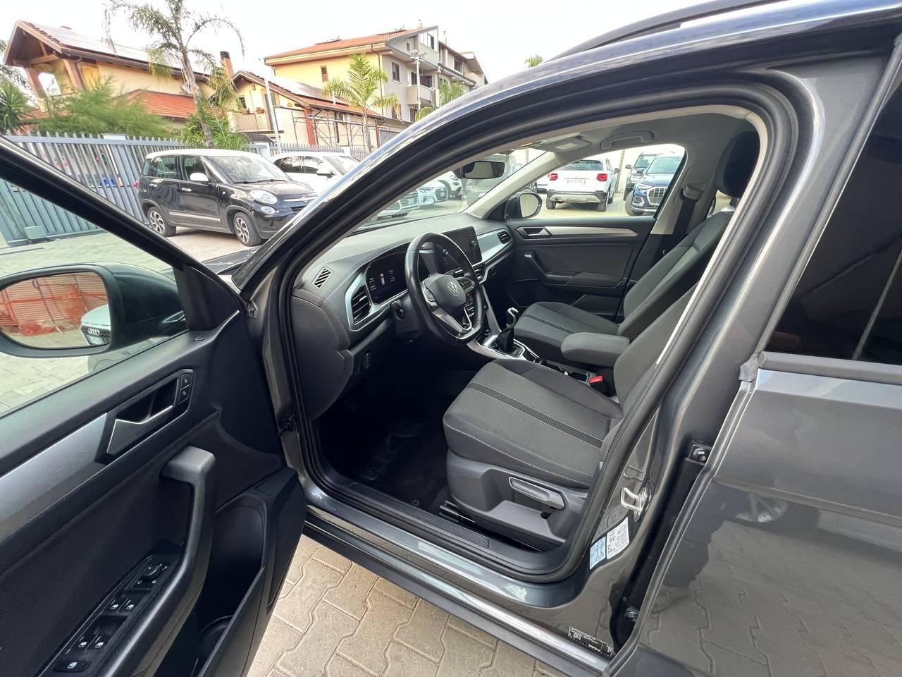 Volkswagen T-Roc 2022 1.0 tsi Life 110cv