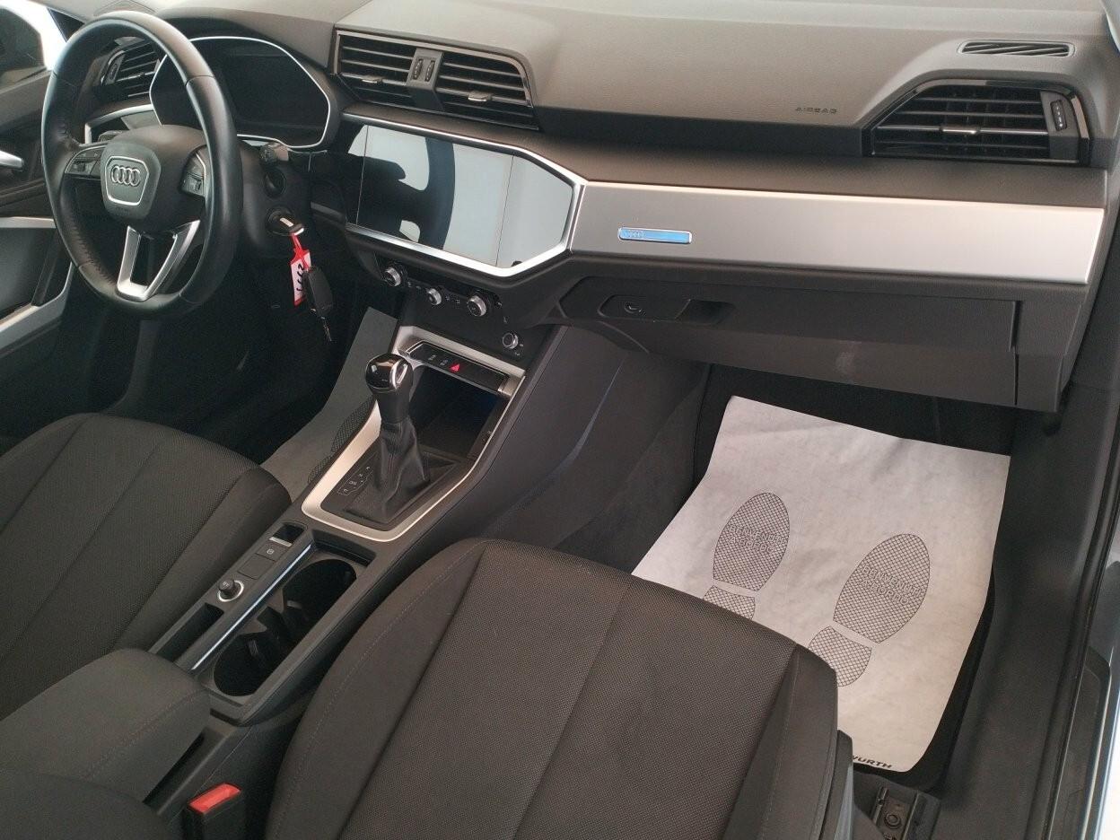 AUDI Q3 35 2.0 tdi Business s-tronic - IVA ESPOSTA