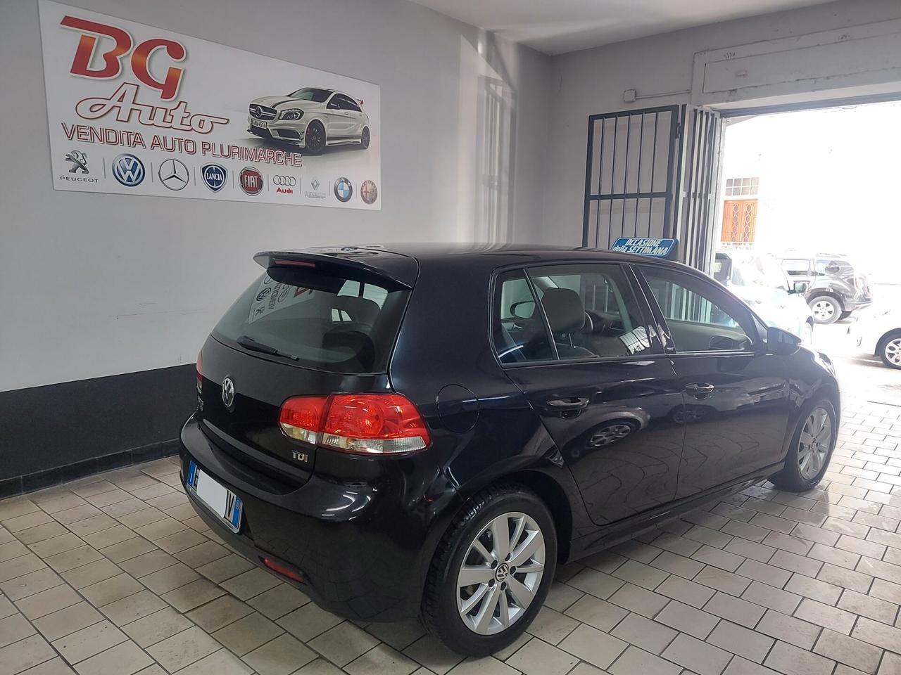 Volkswagen Golf 1.6 TDI Unico prop 2011