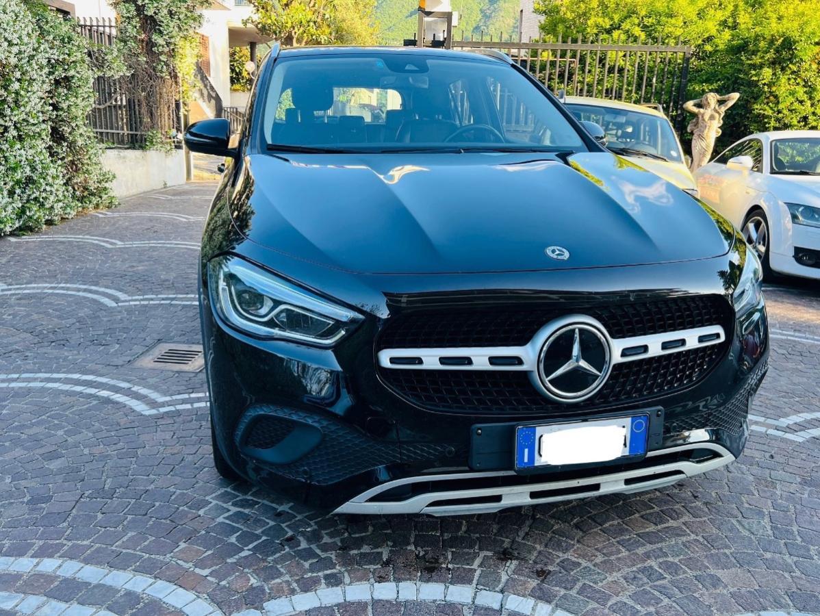 MERCEDES Classe GLA 180 d Automatic Executive