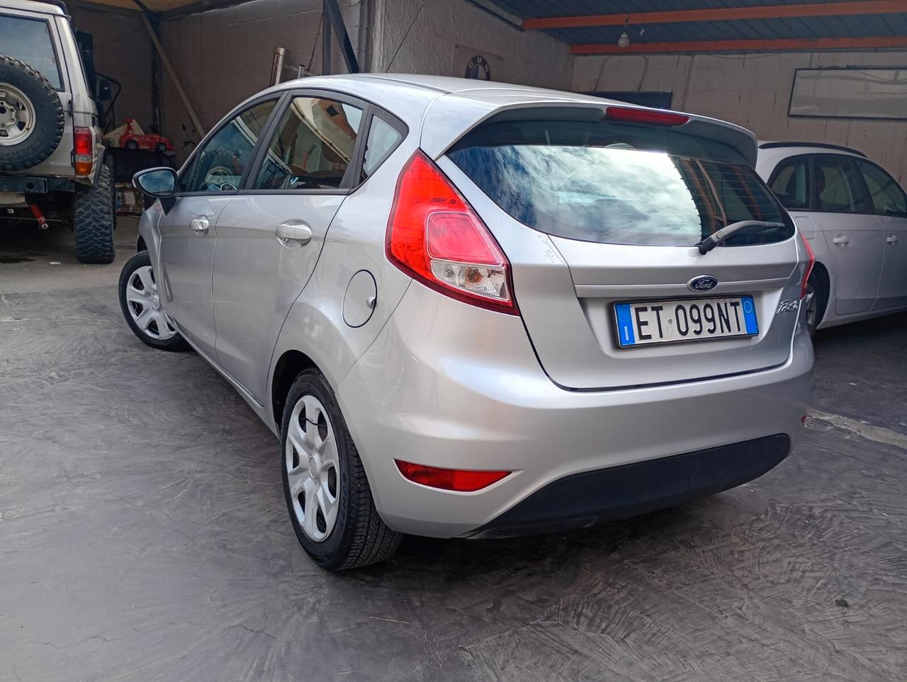 Ford Fiesta 1.5 TDCi 75CV 5 porte Business