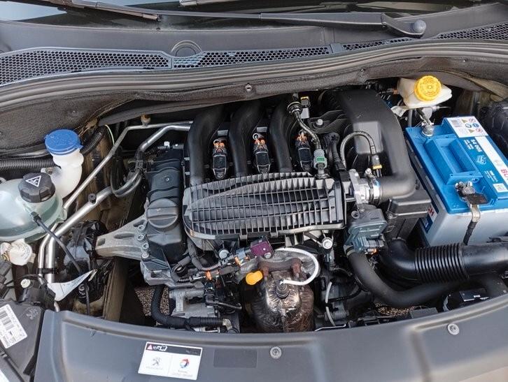 Peugeot 208 PureTech 82 5 porte Allure