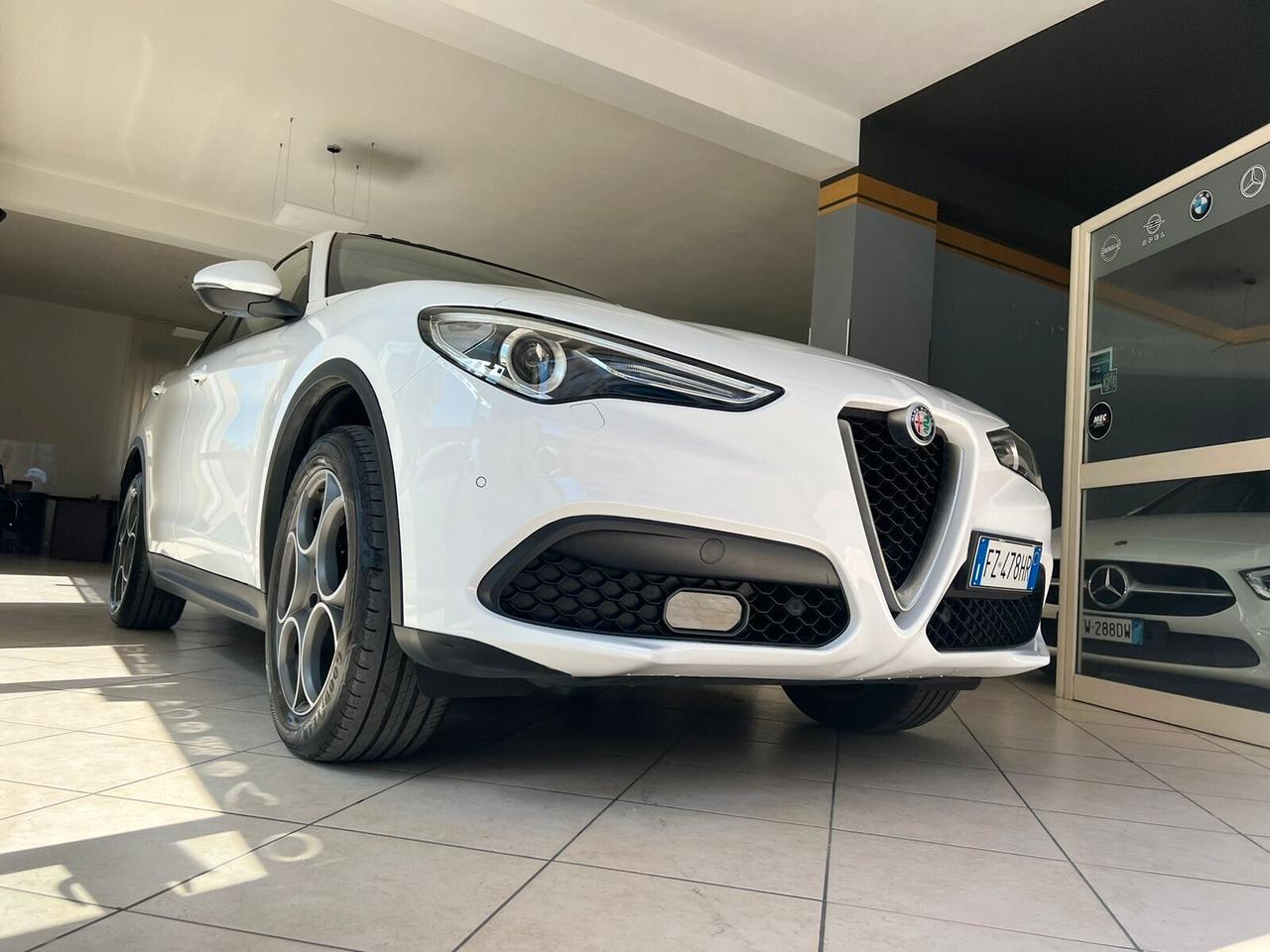 Alfa Romeo Stelvio 2.2 Turbodiesel 190 CV AT8 Q4 Sport-Tech