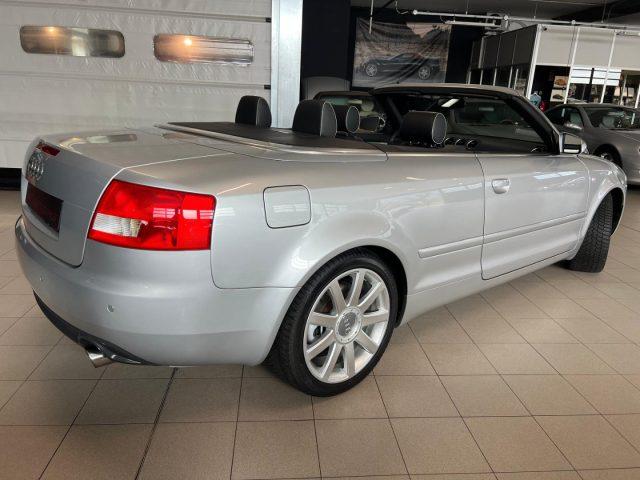 AUDI S4 Cabrio 4.2 V8 quattro tiptronic FULL SERVICE !