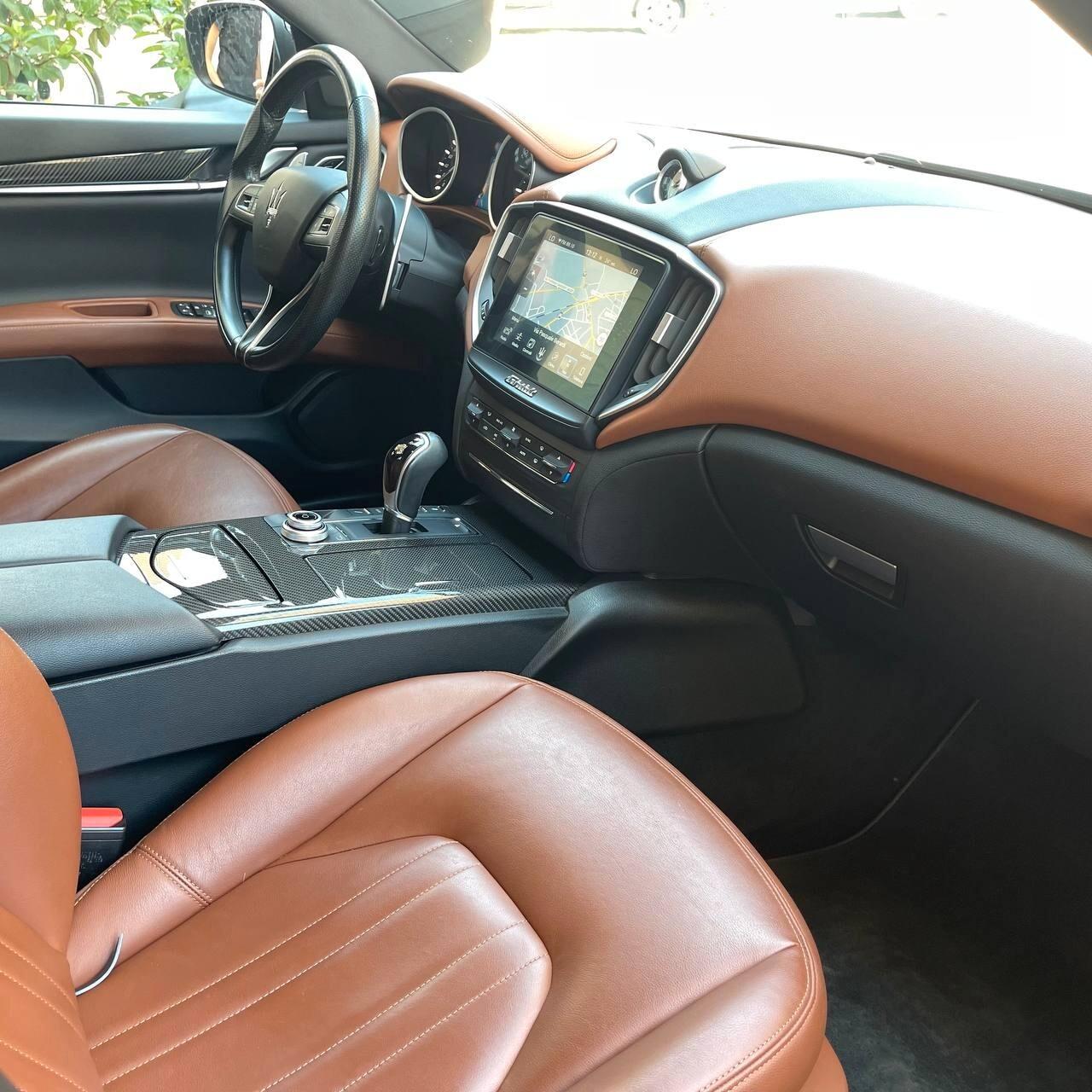 Maserati Ghibli 3.0 V6 Diesel 250cv Granlusso