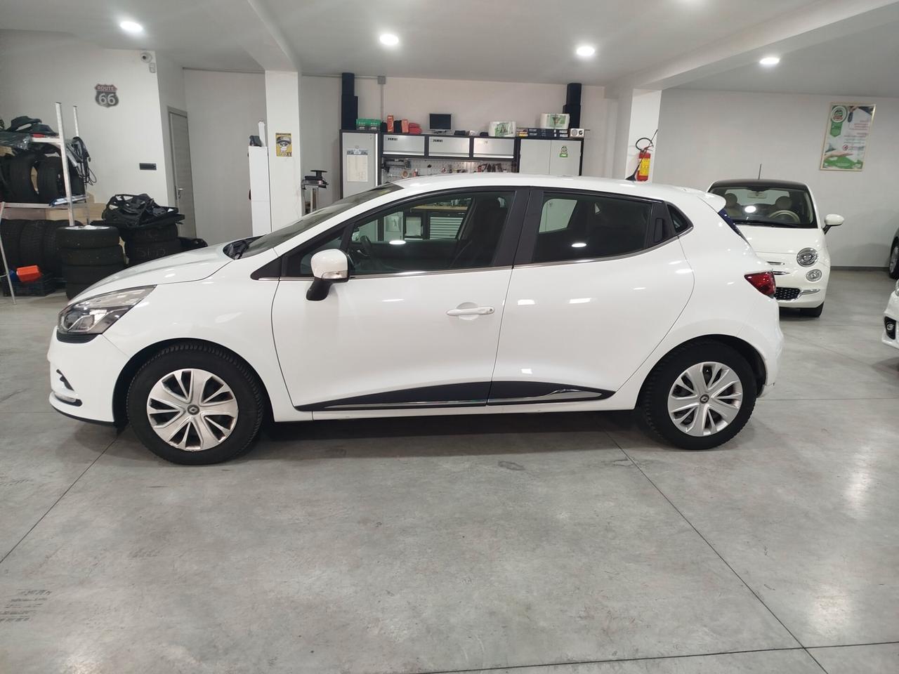 Renault Clio dCi 8V 75 CV Start&Stop 5 porte Energy Intens