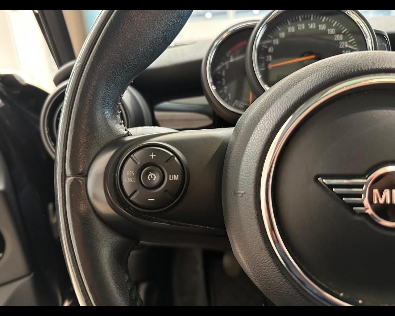 MINI Mini 5 porte (F55) - Mini 1.5 One 75 CV Baker Street 5 porte
