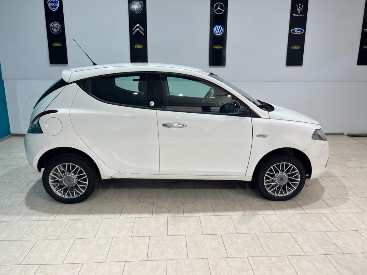 LANCIA YPSILON 2013 METANO *UNICOPROPRIETARIO