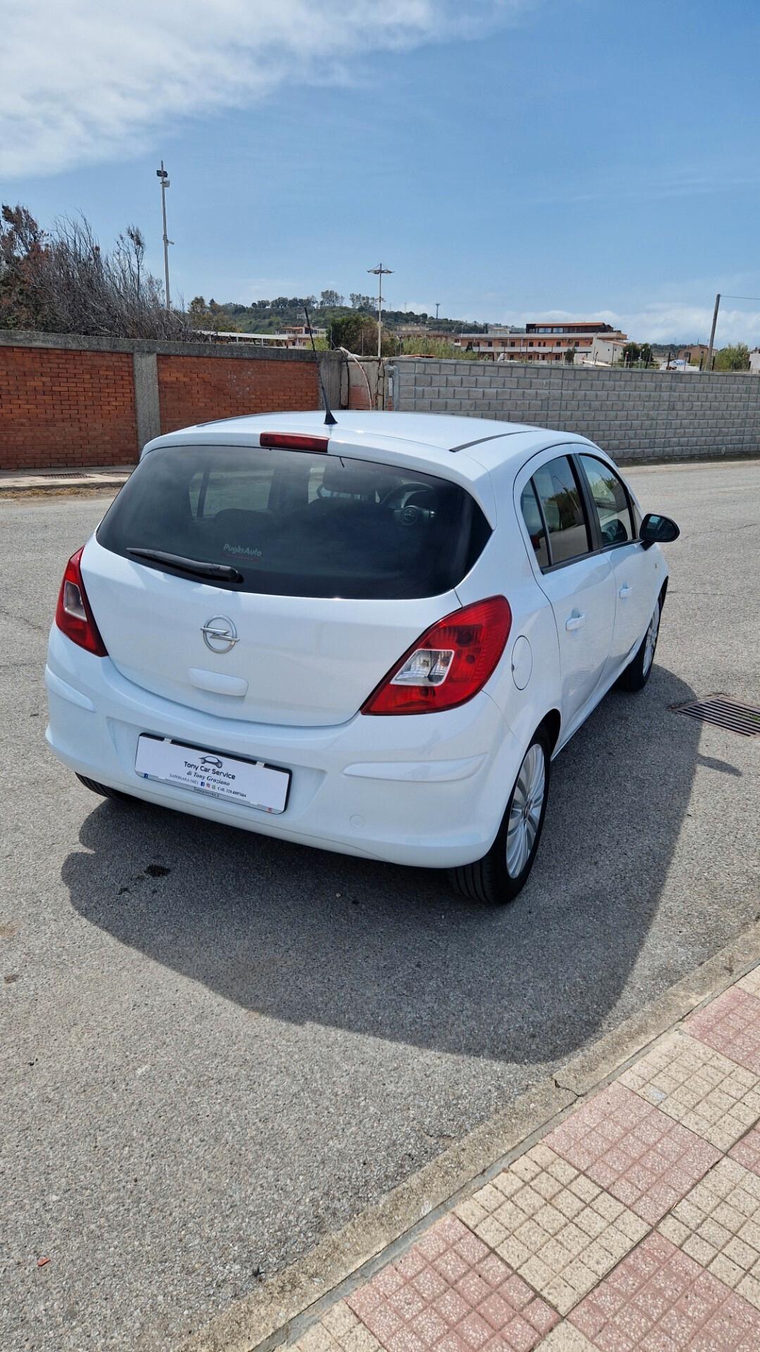 Opel Corsa 1.2 ok per neopatentati