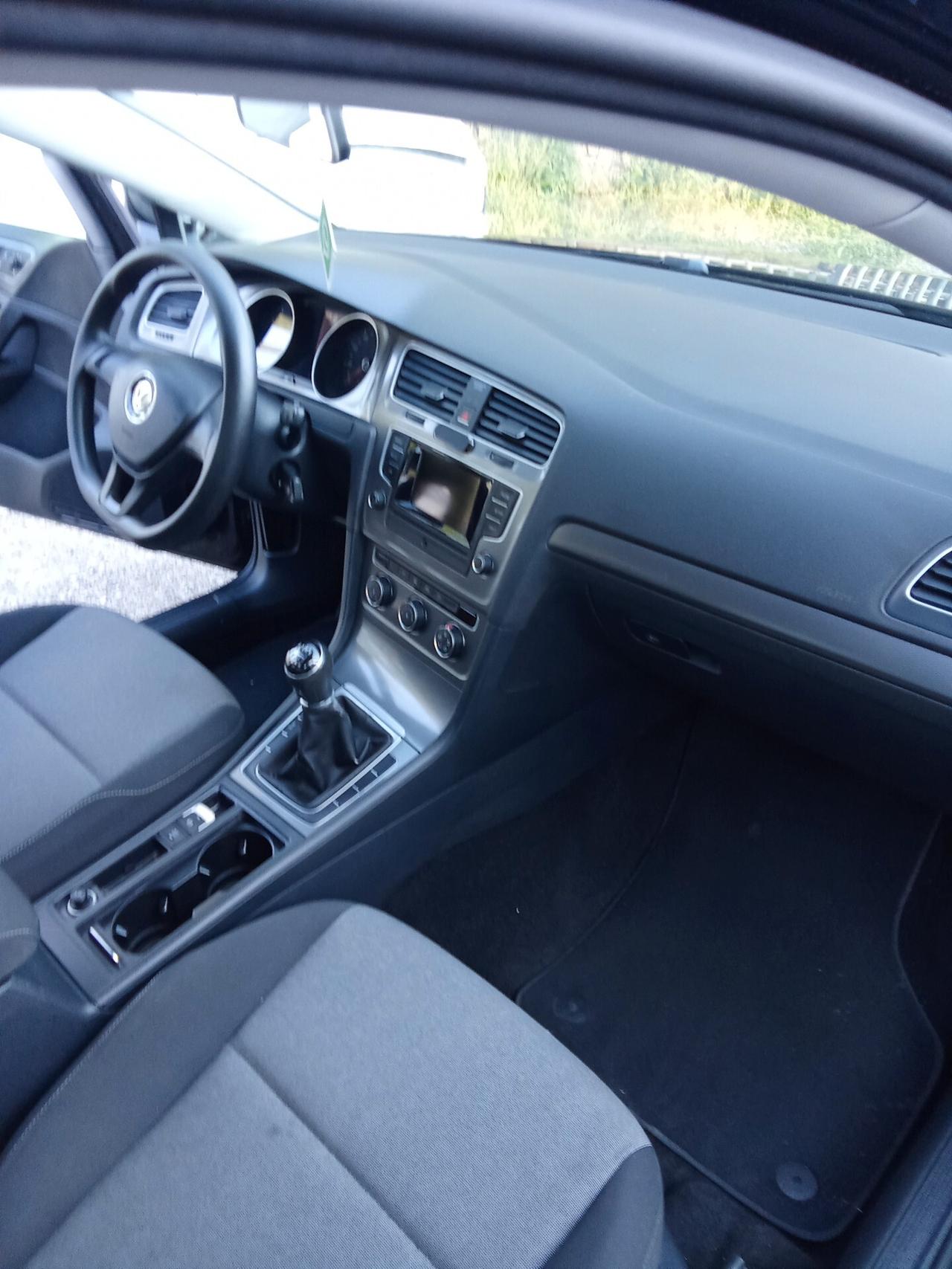 Volkswagen Golf 1.4 Tgi metano fine 015