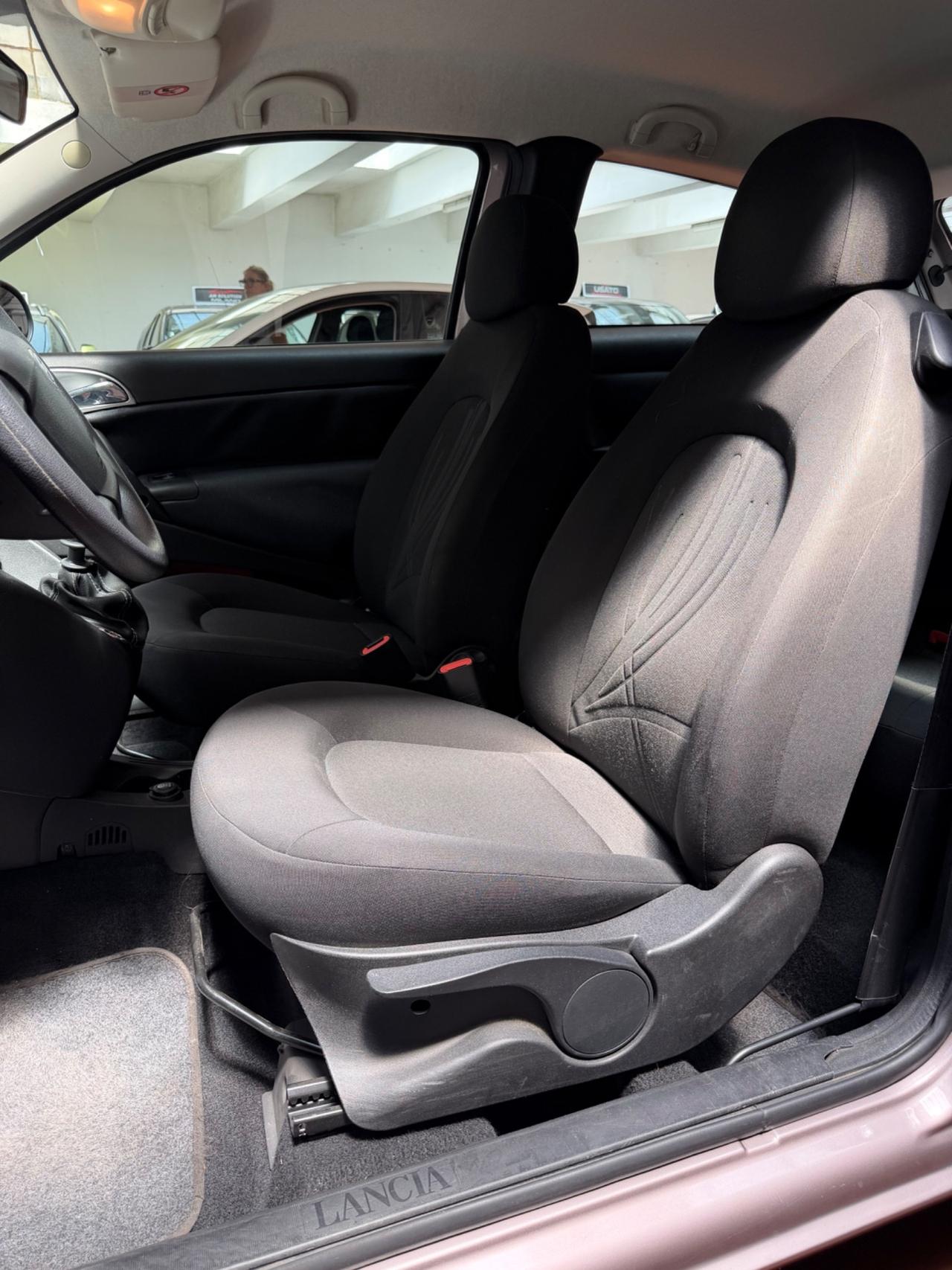 Lancia Ypsilon 1.2 Neopatentati Euro 5