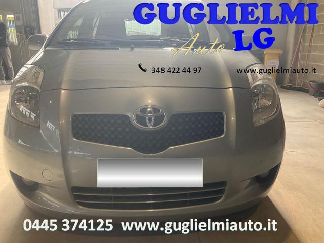 TOYOTA Yaris 1.3 5 porte Sol