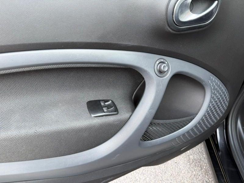 smart EQ Fortwo EQ 60kW Racingrey (22kW)