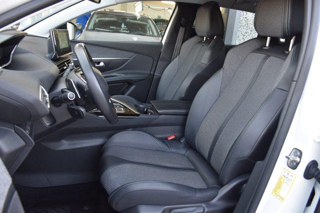 PEUGEOT 3008 BlueHDi 130 S&S EAT8 Allure Pack *Navi,Sensori,LED