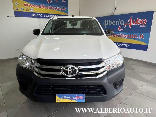 TOYOTA Hilux 2.4 D-4D 4WD 4 porte Double Cab Comfort