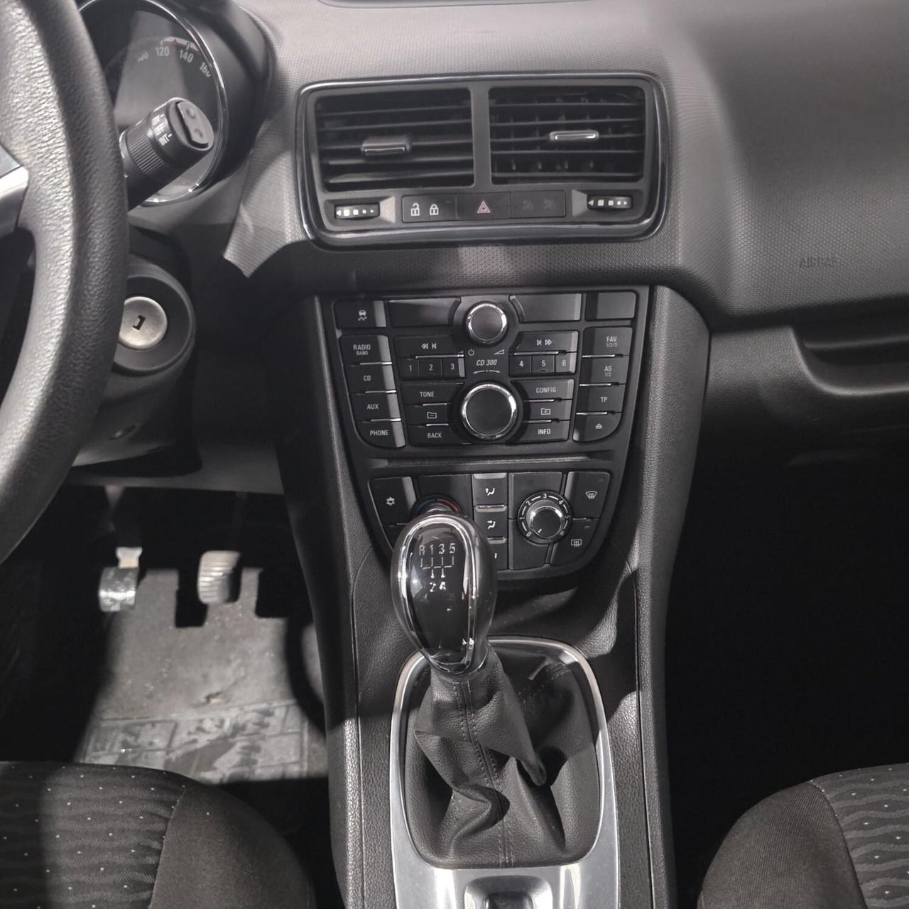 Opel Meriva 1.4 BENZINA NEOPATENTATI