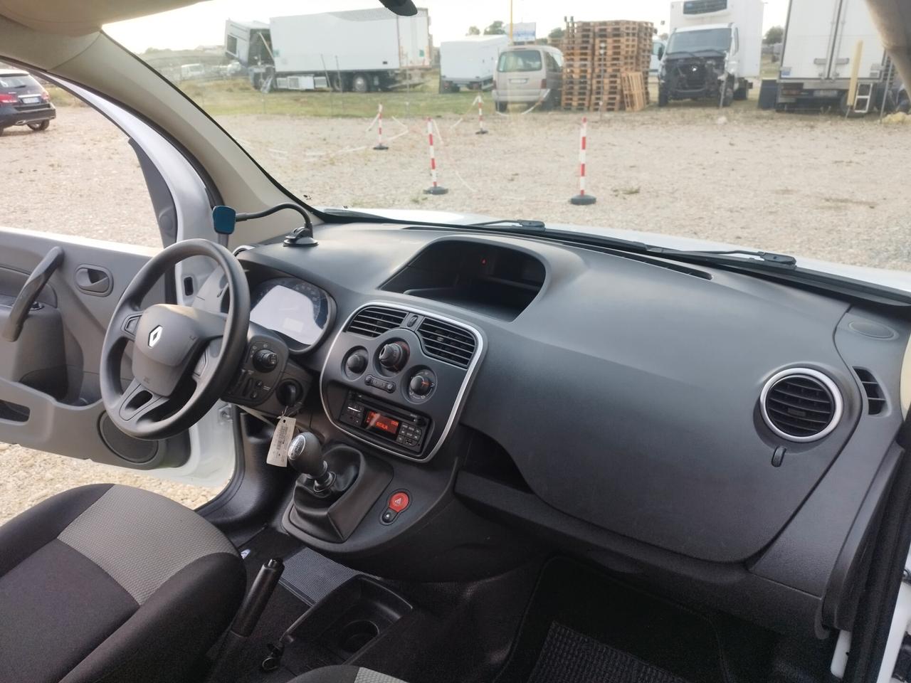 RENAULT KANGOO 1.5 DCI 95CV IVA ESPOSTA