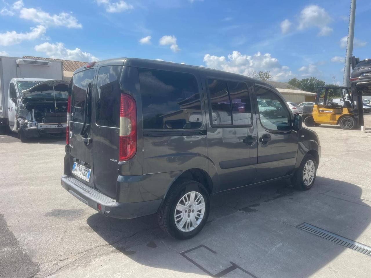 Fiat Doblo Doblò 1.9 MJ Combi 5 p.ti SX N1 motore 90.000 km
