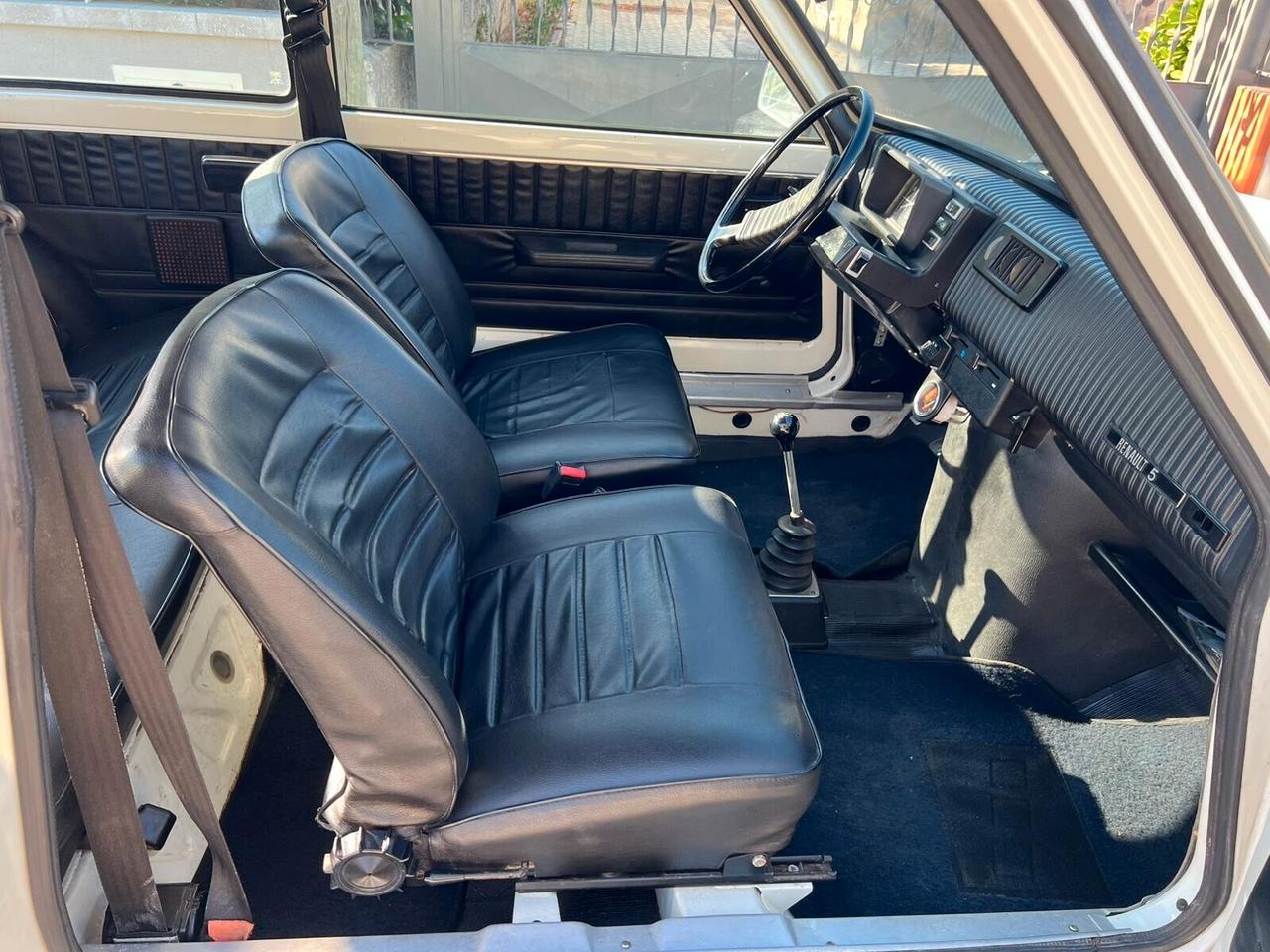 Renault R 5
