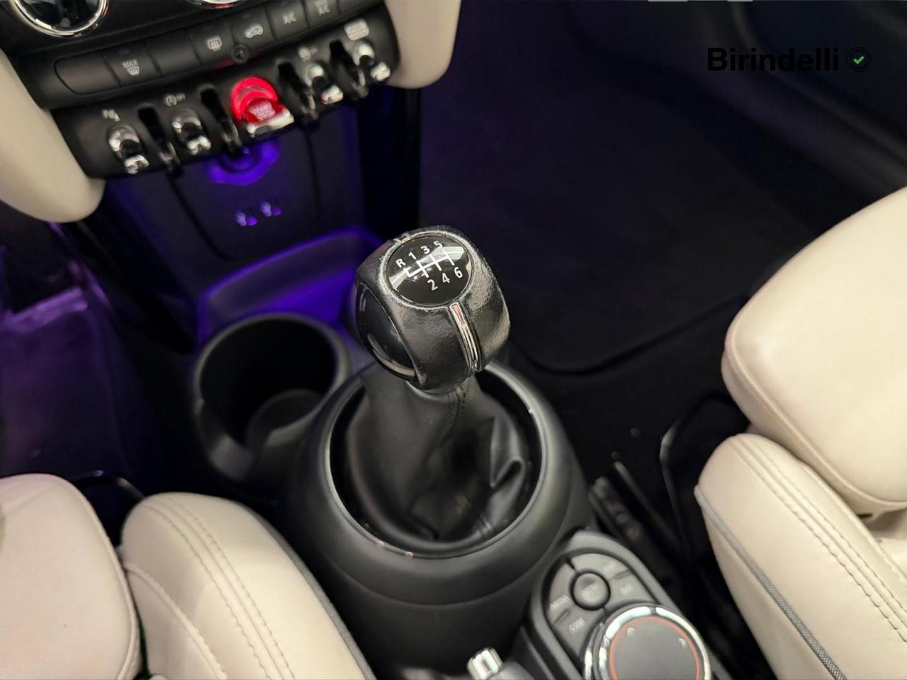 MINI Mini Cabrio (F57) - Mini 1.5 Cooper D Hype Cabrio