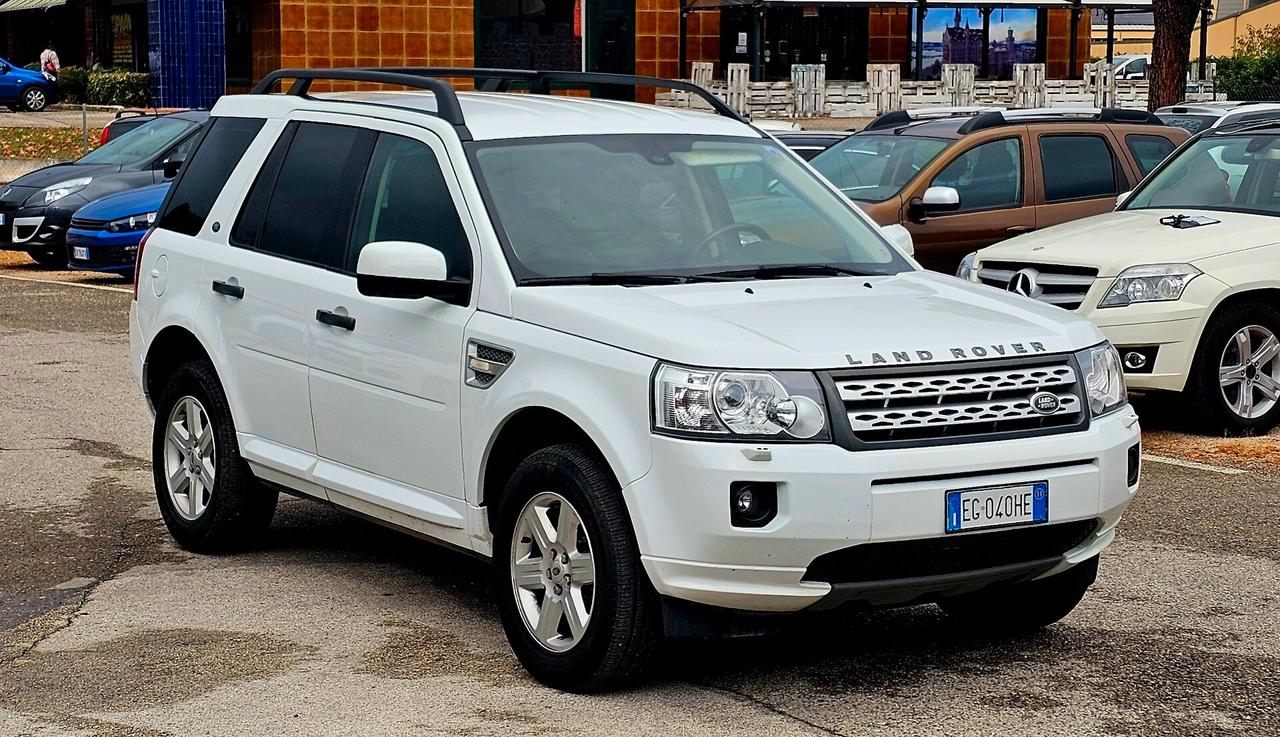 Land Rover Freelander 2.2 SD4 S.W. SE