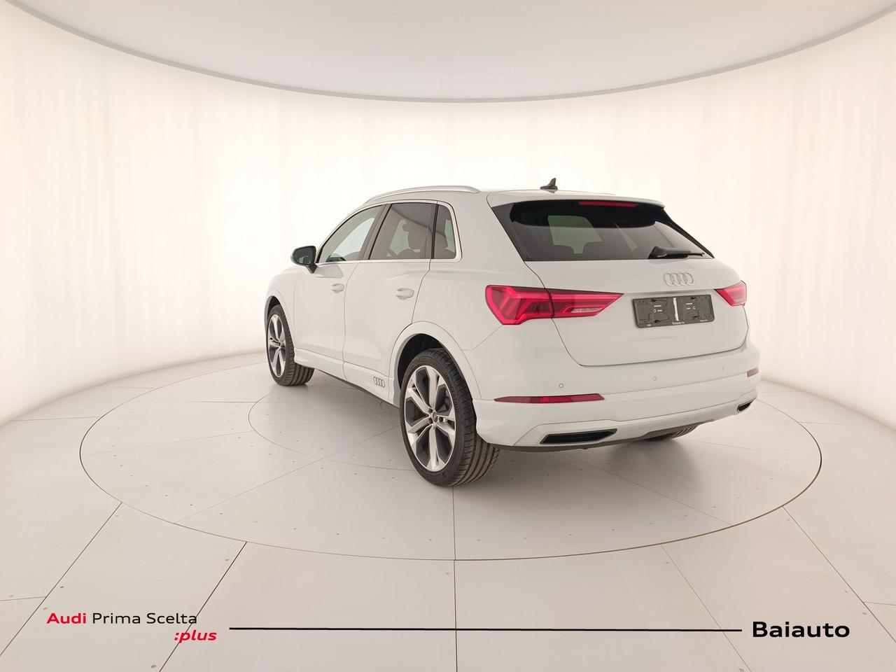 Audi Q3 35 2.0 tdi business advanced s tronic