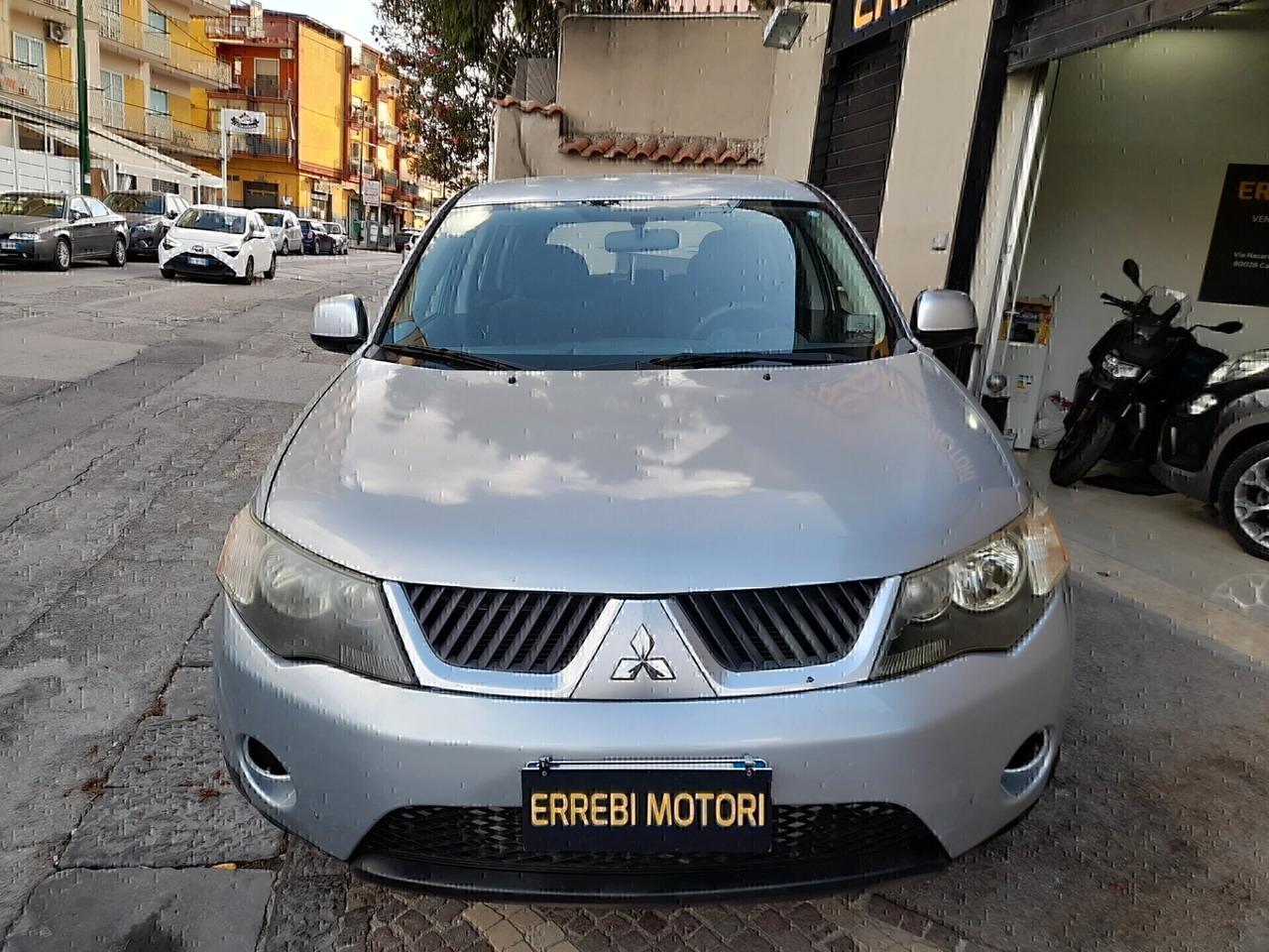 Mitsubishi Outlander 2.0 4X4