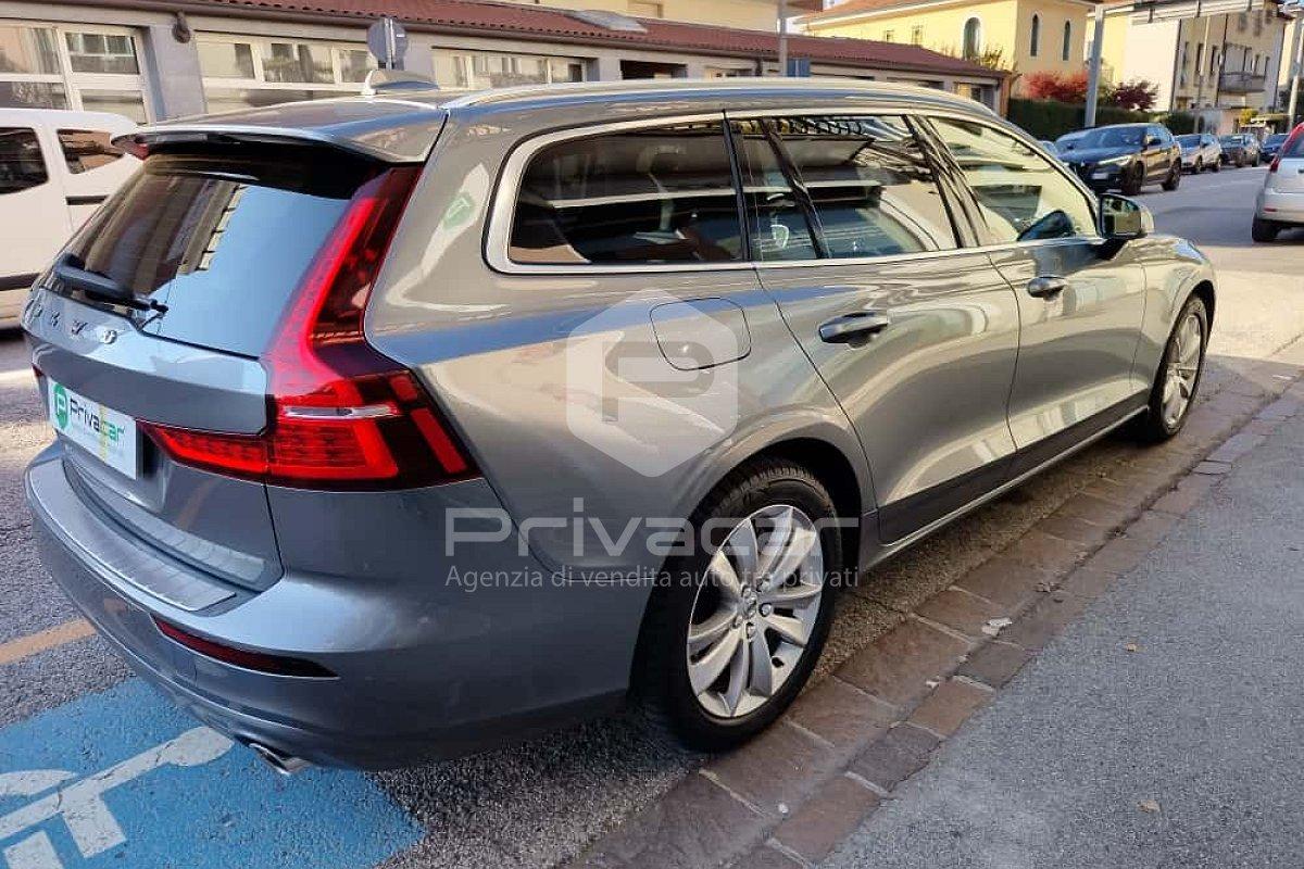 VOLVO V60 B4 Geartronic Momentum Business Pro