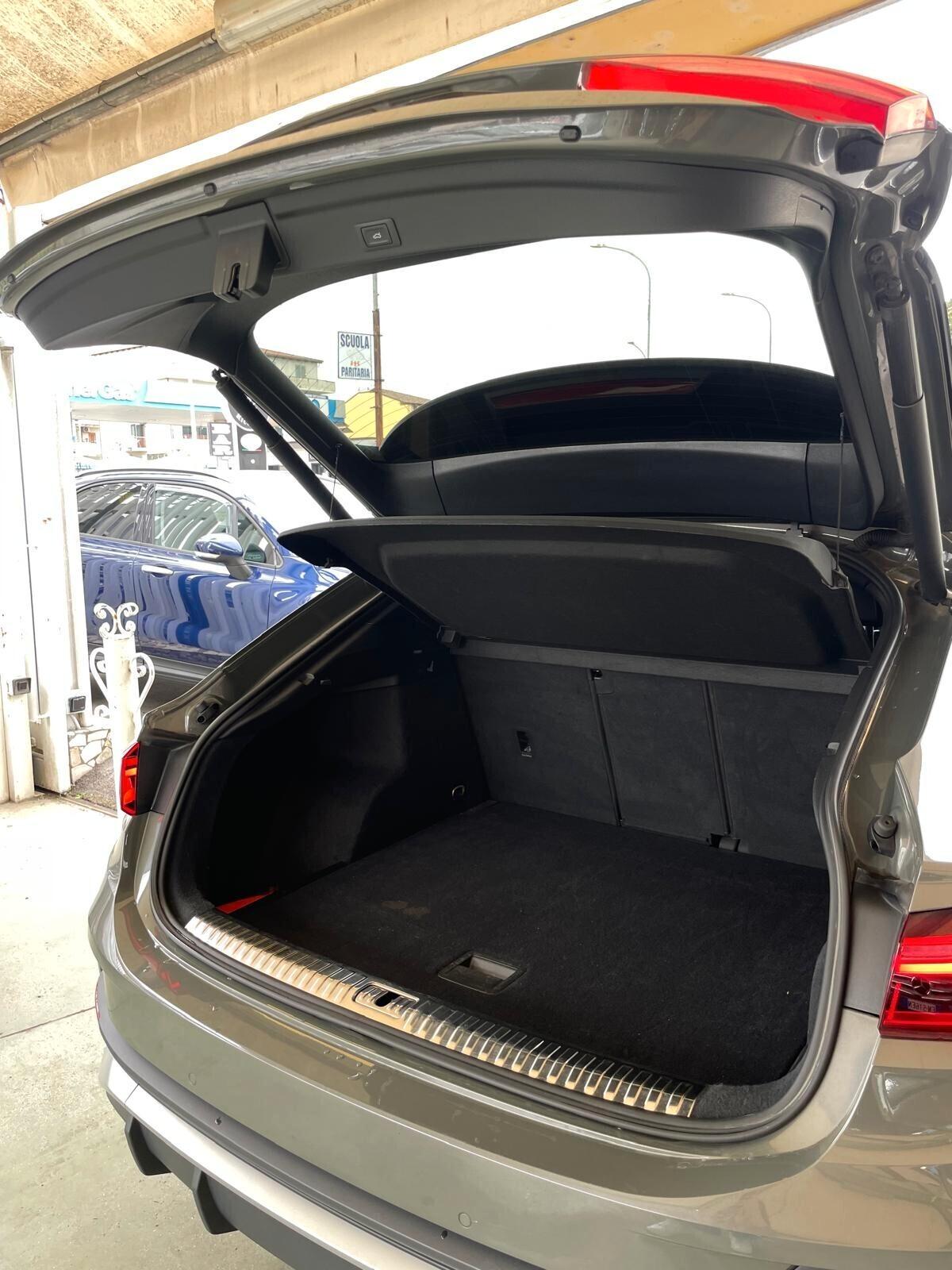AUDI Q3 SPORTBACK S-LINE 2,0 DIESEL CAMBIO AUTOMATICO