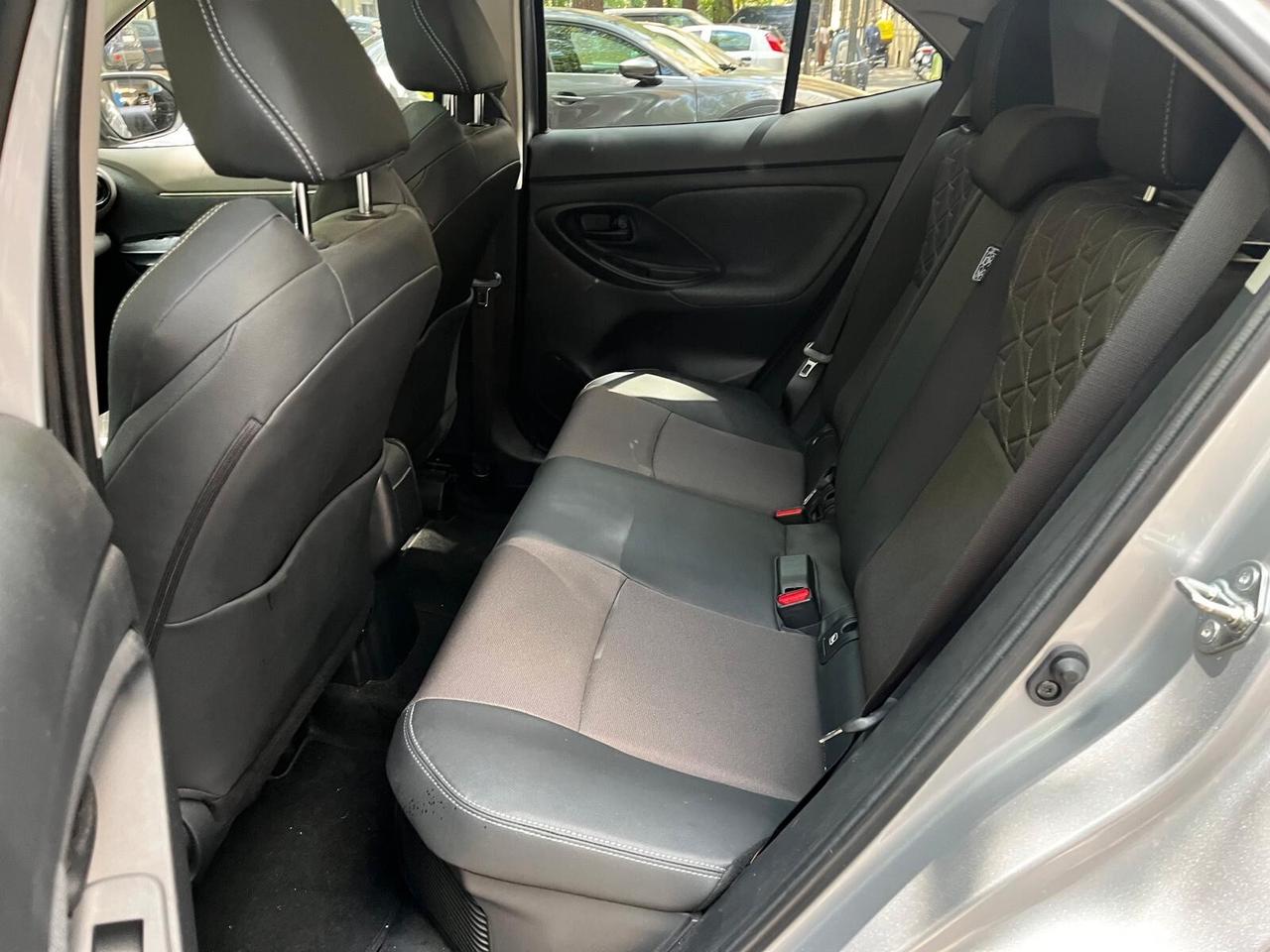 Toyota Yaris Cross 1.5 Hybrid 5p. E-CVT AWD-i Lounge