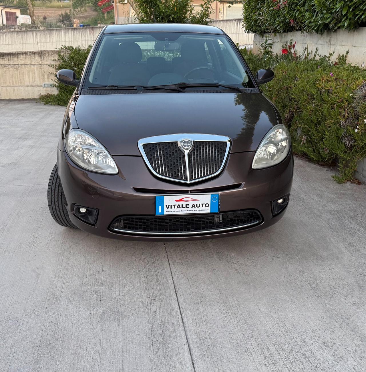 Lancia Ypsilon 1.3 MJT 75 cv New Oro Plus