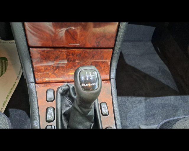 MERCEDES-BENZ E 200 k Elegance