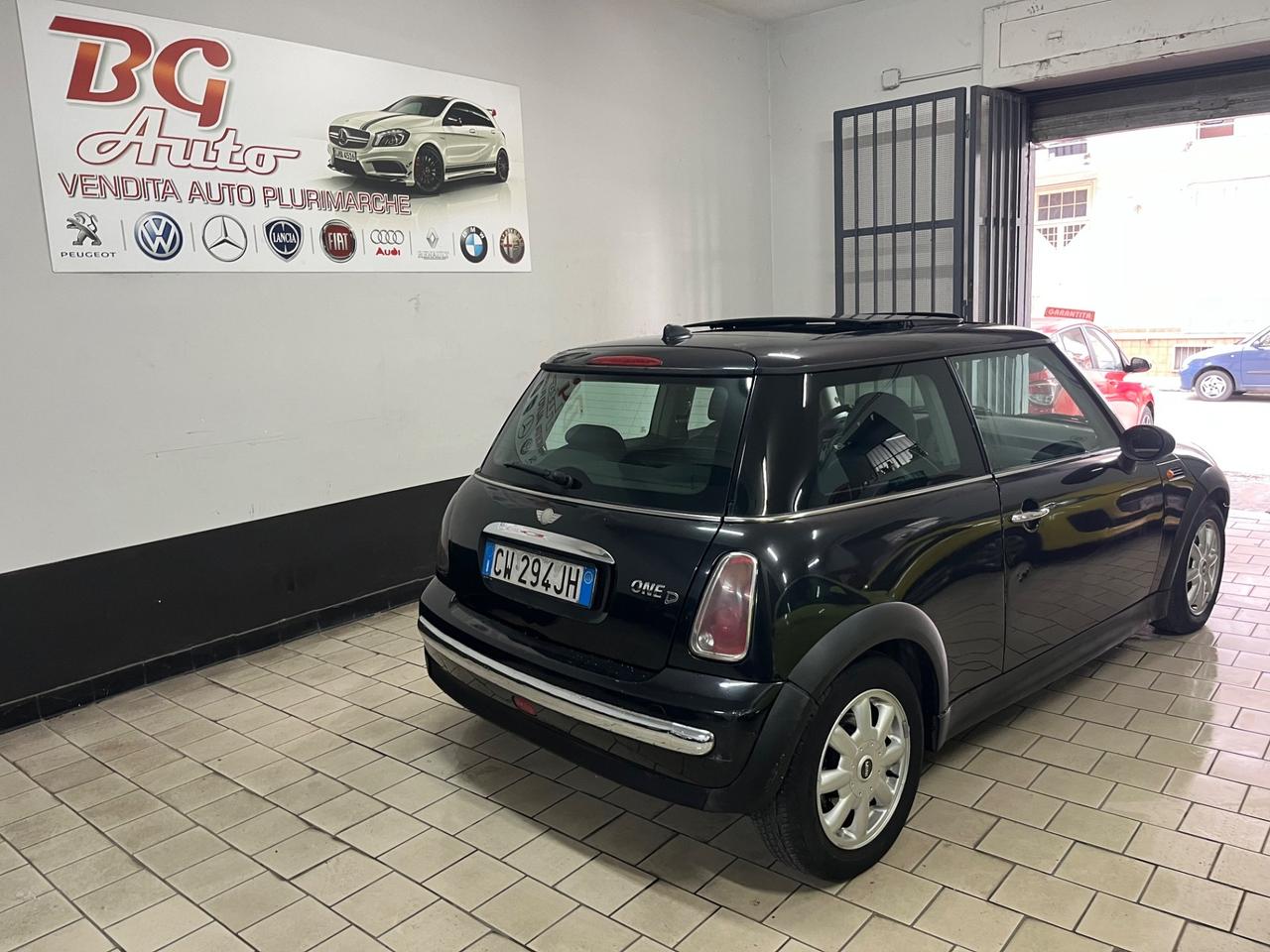 Mini 1.4 tdi One D cooper 2005