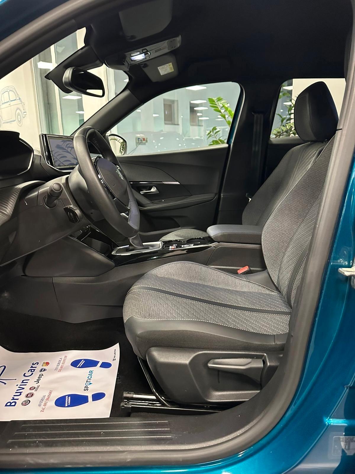 Peugeot 2008 PureTech 100 S&S Allure