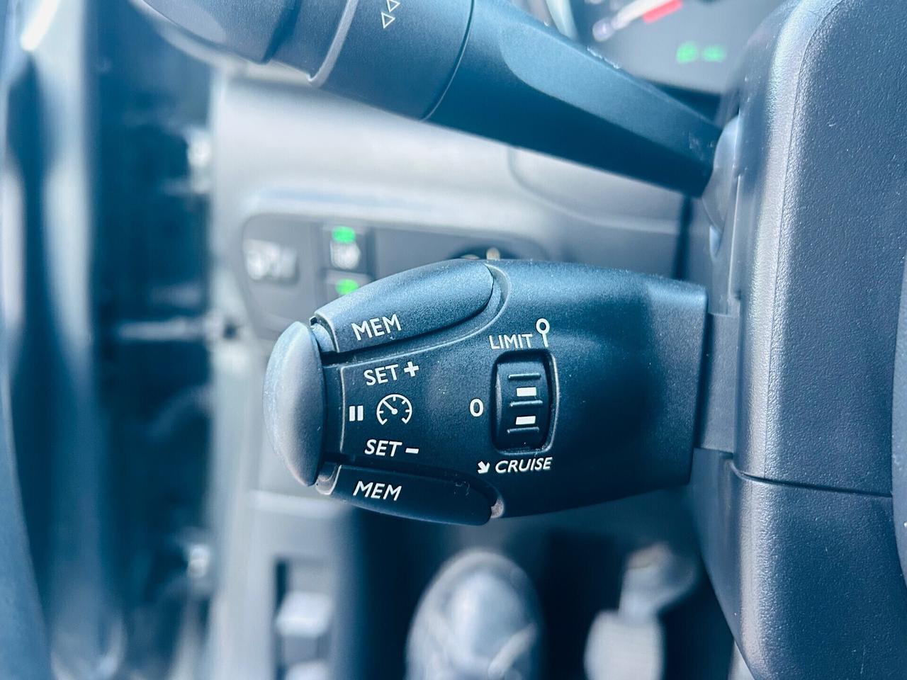 Citroen C3 PureTech 82 GPL Shine