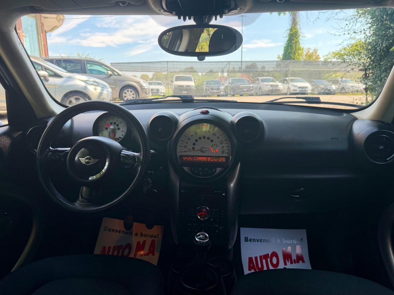 Mini Cooper Countryman 2014 1.6 benzina km 117,000 ok neopatentati