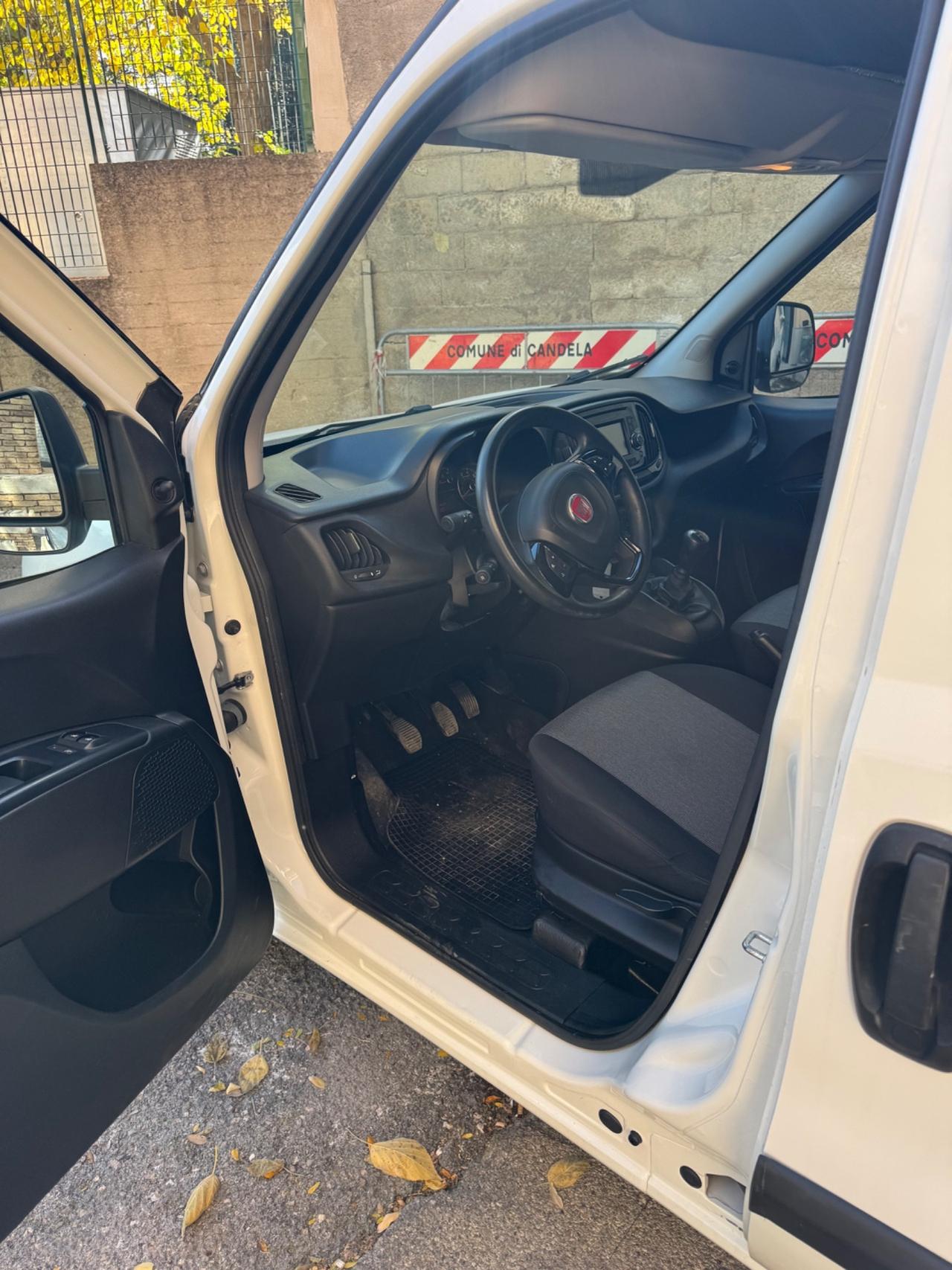 Fiat Doblò Maxi 1.3 MTJ 95 cv euro 6 doppia porta scorrevol