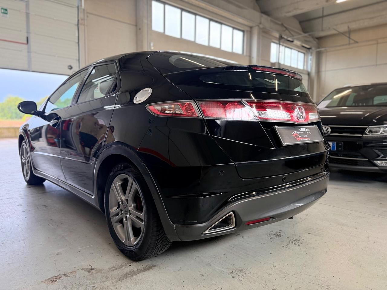 Honda Civic 011 1.4 i-VTEC 5p. Elegance NEOPATENTATI