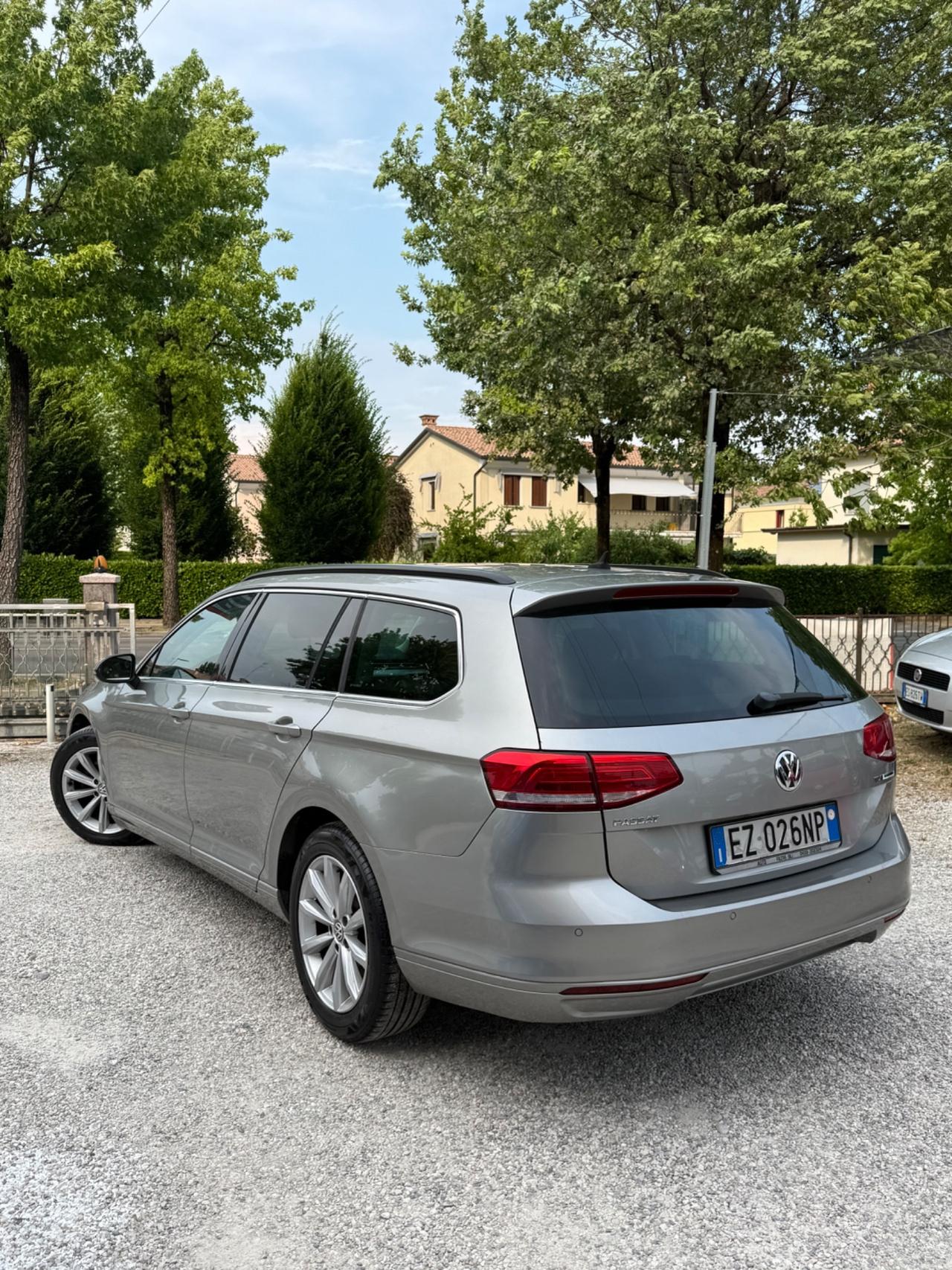 Volkswagen Passat Variant Businessline 1.6 TDI BlueMotion Technology