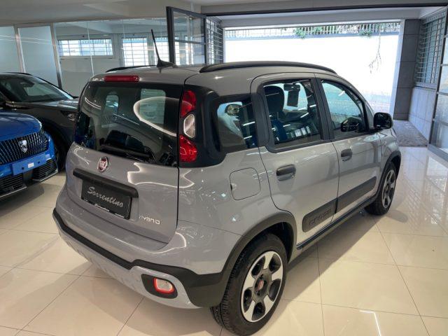 FIAT Panda 1.0 FireFly S&S Hybrid City Cross