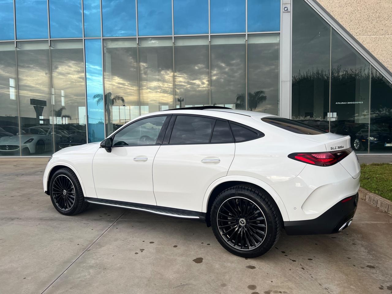 Mercedes-Benz GLC 300 d AMG Plus4matic possibilità noleggio noscoring