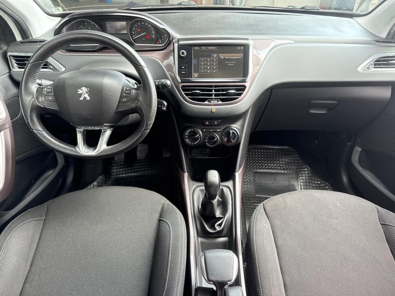 Peugeot 2008 2015 allure full optional