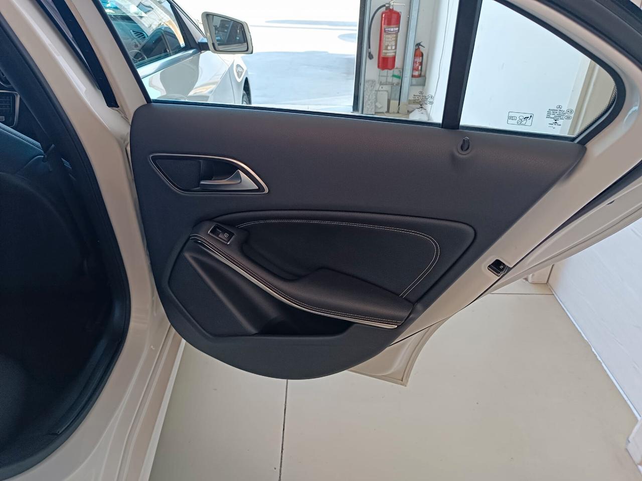 Mercedes-benz A 180 d Automatic Premium