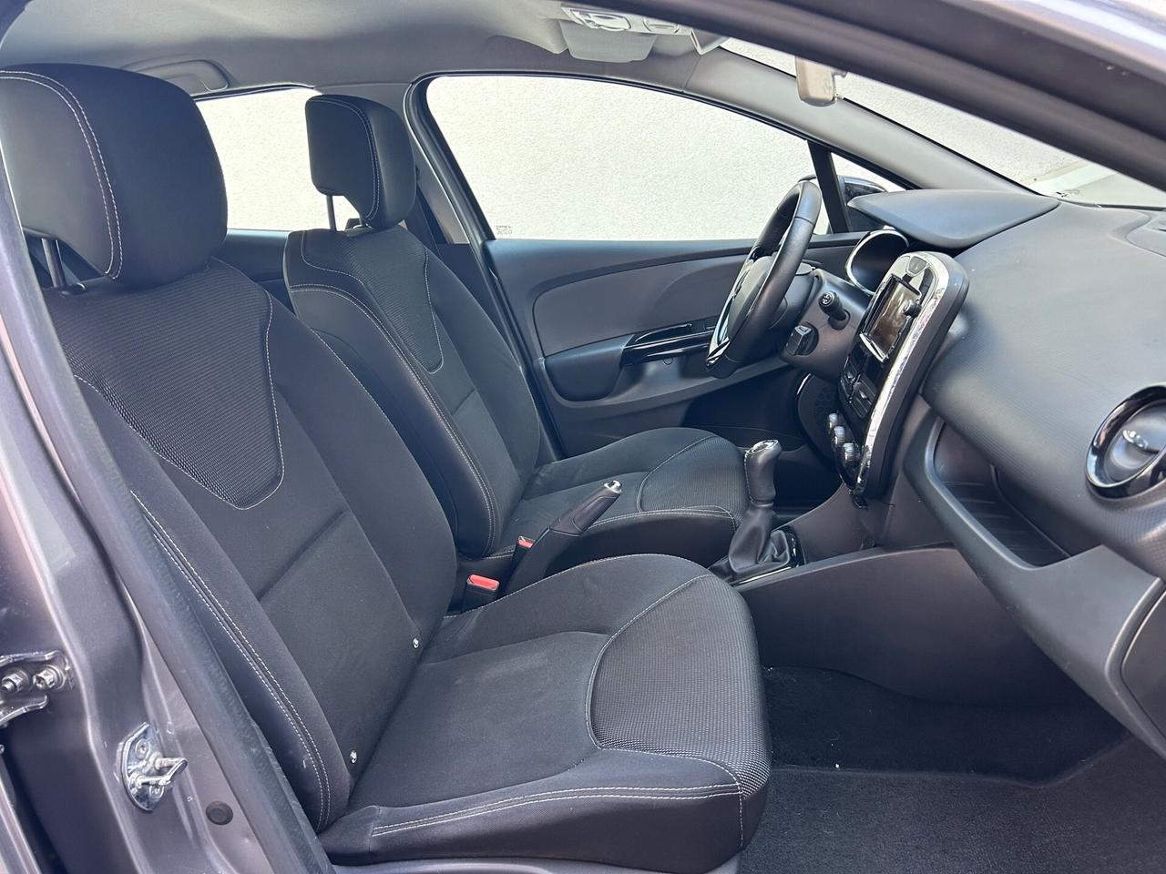 Renault Clio 1.2 16V 5 porte Dynamique