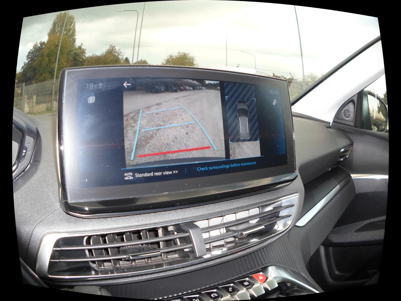 Peugeot 3008 BlueHDi 130 S&S EAT8 GT