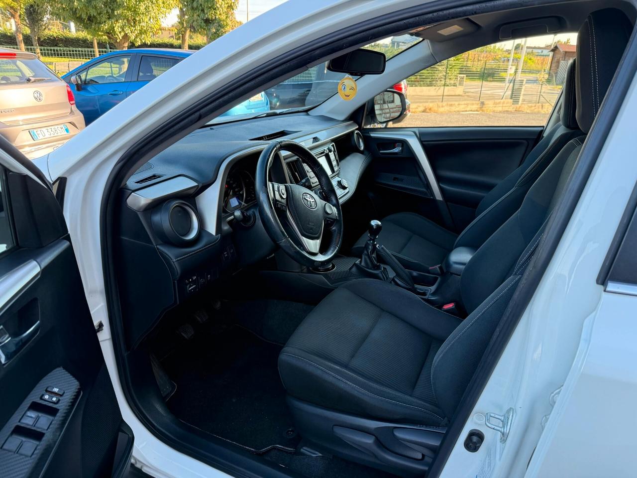 Toyota RAV 4 RAV4 2.0 D-4D 4WD Style White Ed.