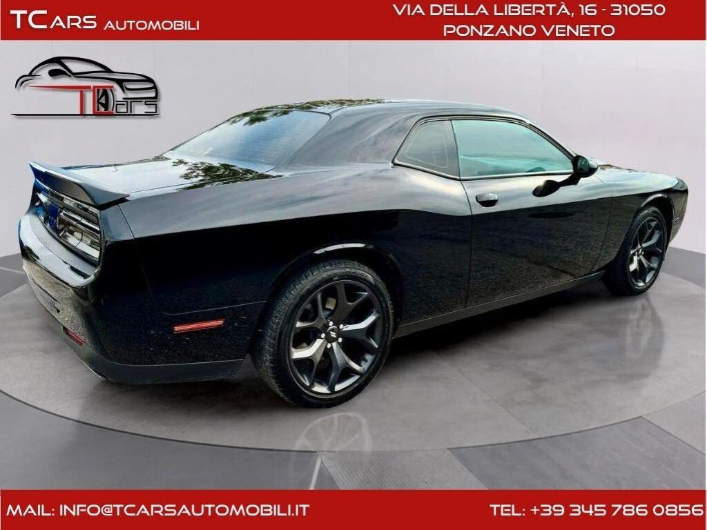 DODGE CHALLENGER 3.6 V6 - NOLEGGIO GIORNALIERO
