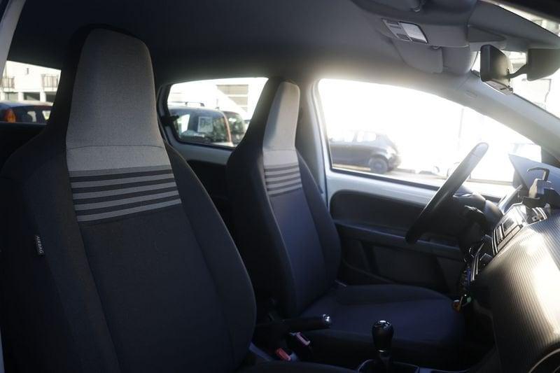 Volkswagen up! Volkswagen up! 1.0 5p. sport up! BlueMotion Technology 44KW ANNO 2020