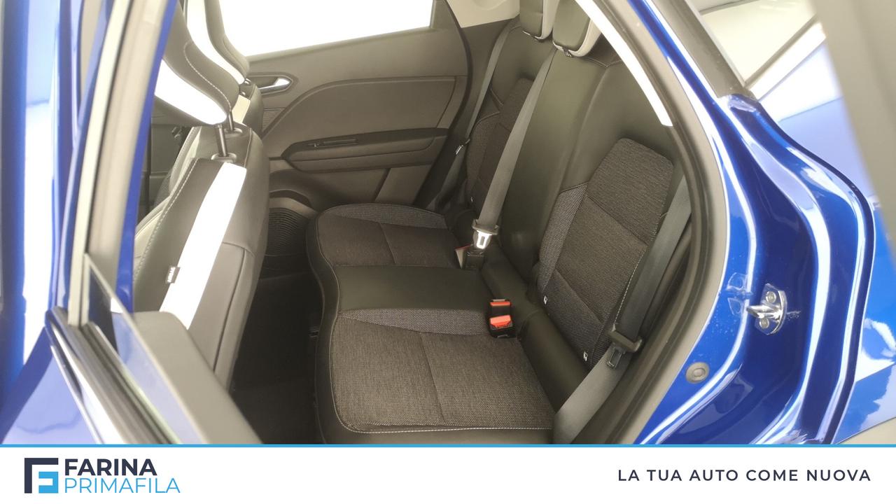RENAULT Captur II 2019 - Captur 1.6 E-Tech hybrid Intens 145cv auto